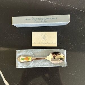 Avon Hospitality Spoon Series American Pineapple.